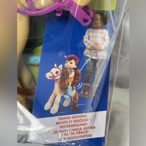 Littles by Baby Alive LIL' PONY RIDE Mandy Cowgirl Doll with Horse RARE NEW - Picture 4 of 11